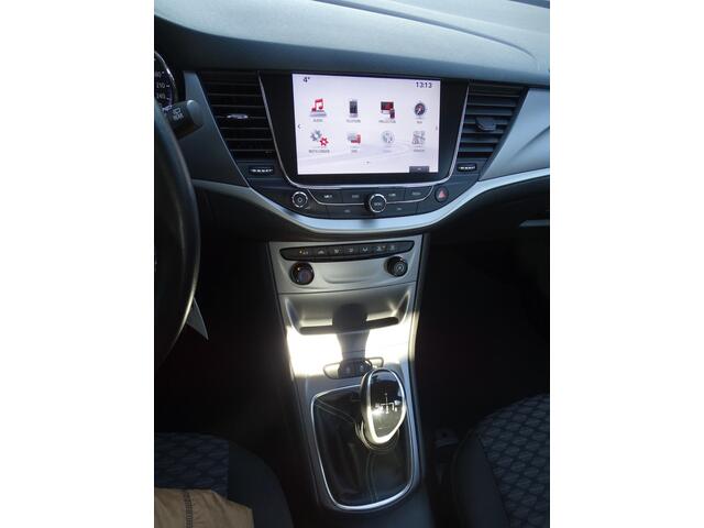 Opel ASTRA 1.0 Online Edition AUTOMAAT | DODEHOEK DETECTIE | NAVIGATIE | ACHTERUIT RIJ CAMREA | PARKEER SENSOREN | KEYLESS GO/ENTRY | APPLE CARPLAY / ANDROID | CRUISE CONTROL | AIRCO\ECC | LED |