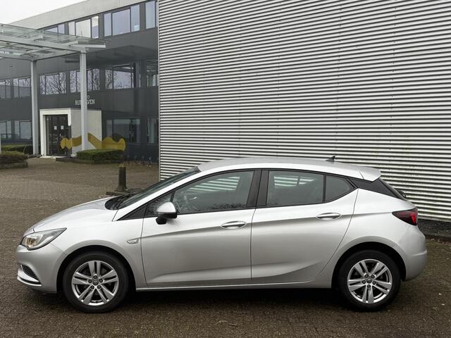 Opel ASTRA 1.0 Turbo 120 Jaar Edition , AIRCO, NAVI, CRUISE CONTROLE, CARPLAY, NETTE EN GOEDRIJDENDE ASTRA MET VEEL OPTIES, LEDEREN STUURWIEL MULTI FUNCTIONEEL