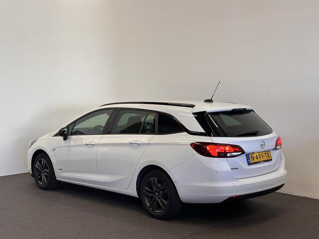 Opel ASTRA Sports Tourer 1.2 Design & Tech Full LED Airco|ECC Navi Carplay PDC VA + Camera Cruise Control AGR Comfortstoel Lane Assist Privacy Glass Gloss Black Pack