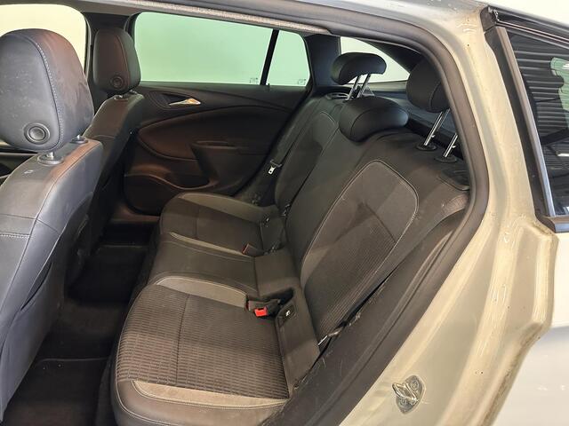 Opel ASTRA Sports Tourer 1.2 Design & Tech Full LED Airco|ECC Navi Carplay PDC VA + Camera Cruise Control AGR Comfortstoel Lane Assist Privacy Glass Gloss Black Pack