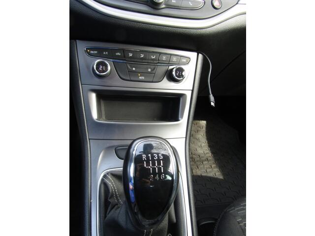 Opel ASTRA Sports Tourer 1.2 Bns Executive