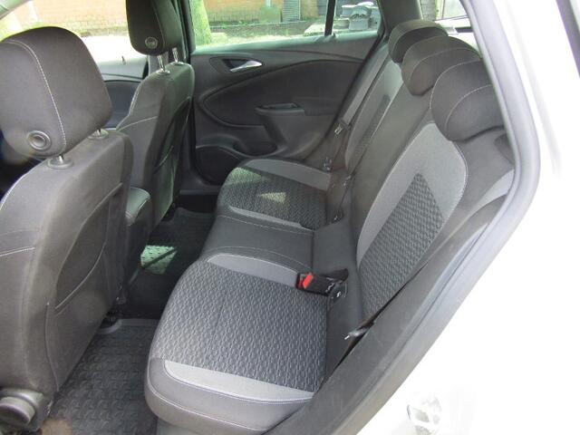 Opel ASTRA Sports Tourer 1.2 Bns Executive