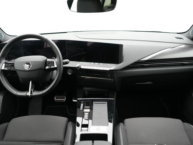 Opel ASTRA Sports Tourer 1.2 Turbo GS Automaat | Stationwagen!! TREKHAAK