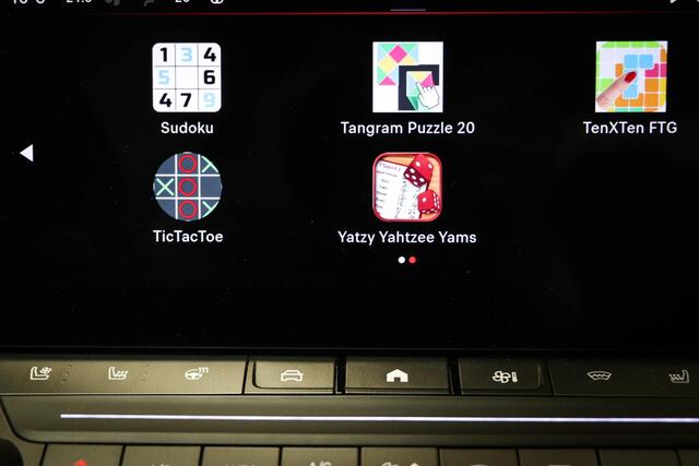 Opel ASTRA Sports Tourer 1.6 Hybrid Ultimate | PANORAMADAK | STOELEN- PACK | HEAD UP | TREKHAAK | 18"