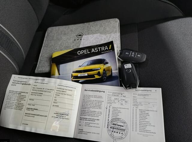 Opel ASTRA 1.2 Turbo GS Black line/Stoel+Stuurverwarming/Camera.