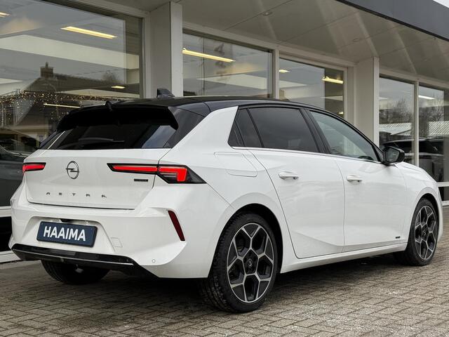 Opel ASTRA 1.6 Turbo Plug In Hybrid Ultimate | Automaat | Achteruitrij camera | Apple Carplay | Electronic climate controle | Elektrisch glazen Panorama Dak | Voorstoelen verwarmd | Navigatiesysteem |