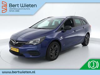opel-astra-sports-tourer-1.2-design