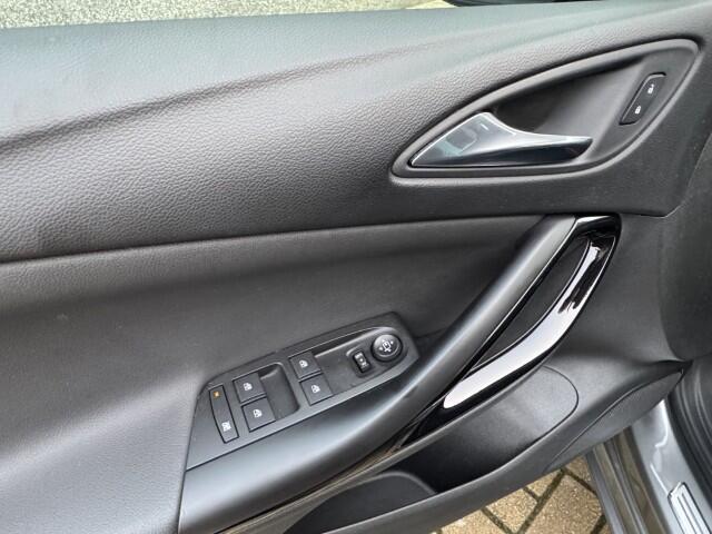 Opel ASTRA 1.4 Ultimate Sportstoelen, alcantara