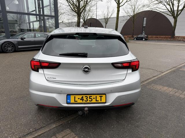 Opel ASTRA 1.4 Launch Elegance | AUTOMAAT | AGR STOELEN | CAMERA | STOEL- & STUURWIELVERWARMING | NAVIGATIE | GOED ONDERHOUDEN | AFNEEMBARE TREKHAAK | INCL. 12 MND BOVAG GARANTIE