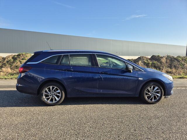 Opel ASTRA Sports Tourer 1.2 Business Elegance Dealer onderhouden!