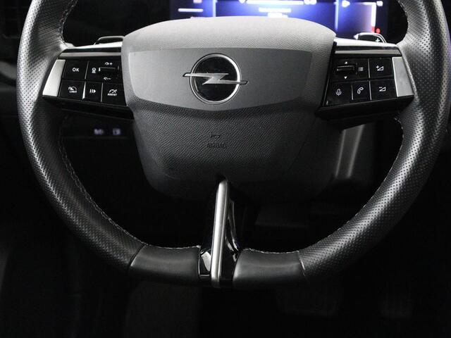 Opel ASTRA 1.6 Hybrid Business Edition | Stoelverwarming | Adaptive cruise | Camera | Stuurverwarming | Carplay | Navigatie | Full LED | 17'' | Climate control | PHEV | Plug In