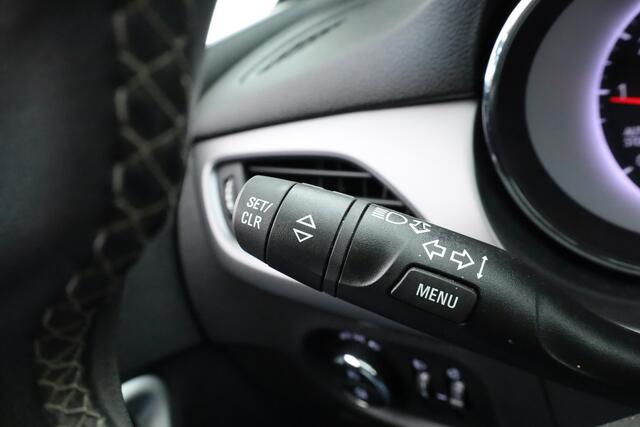 Opel ASTRA 1.4 150PK Turbo Black Edition | Orig. NL | Cruise | Led | Nav+CarPlay | 17'' | Bluetooth | v