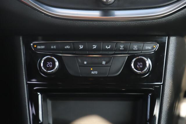 Opel ASTRA Sports Tourer 1.2 Elegance 110PK Navigatie 16 inch LMV Carplay Android Airco Cruise Control