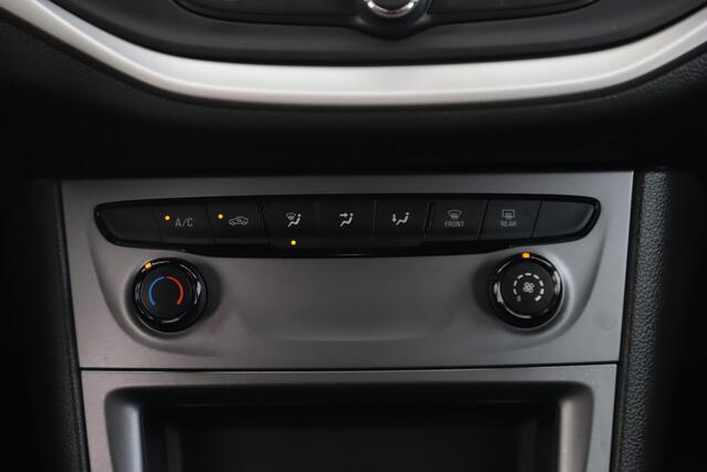 Opel ASTRA Sports Tourer 1.2 Business Edition 131PK 17 inch LMV Navigatie Carplay Android Airco Cruise Control Parkeersensor