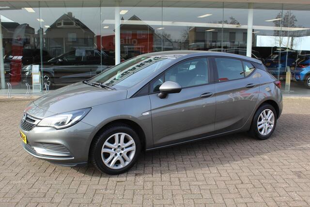 Opel ASTRA 1.0 Turbo Online Edition 5deurs , zeer nette auto Climate control , Cruise control , Navigatie , Bluetooth Parkeersensoren achter en voor