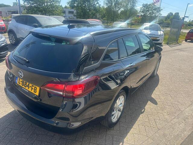 Opel ASTRA Sports Tourer 1.2 Business Edition