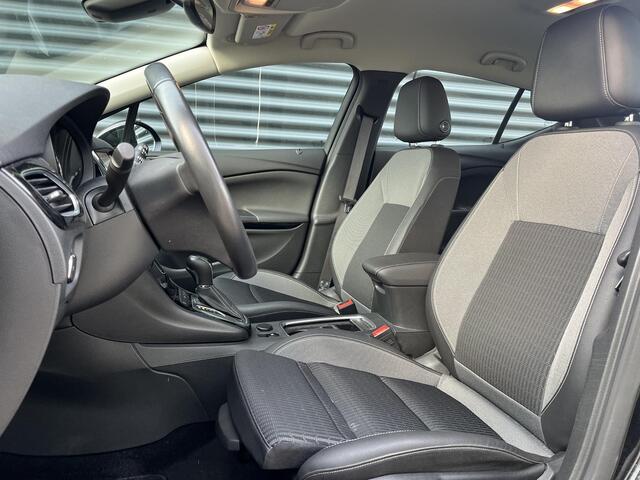 Opel ASTRA Elegance 1.4 Turbo 145pk AUTOMAAT | AGR-STOELEN | NAVI PRO | KEYLESS | FULL LED | CAMERA | ISOFIX |