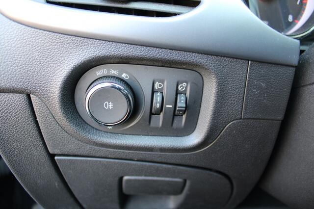 Opel ASTRA Sports Tourer 1.0 Online Ed.