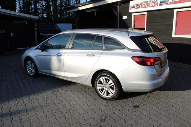 Opel ASTRA Sports Tourer 1.2 Business Edition - Carplay stuur en stoelverwarming