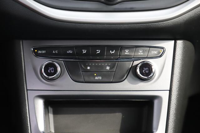 Opel ASTRA 1.2 Edition 110PK Navigatie Clima Cruise Carplay Achteruitrijcamera 16 inch LMV