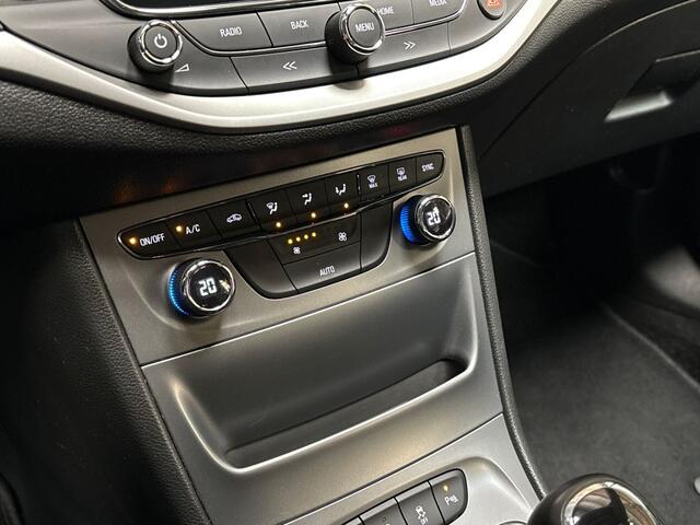 Opel ASTRA 1.0 Sport (APPLE CARPLAY, GROOT NAVI, CLIMATE, SPORTSTOELEN, PARKEERSENSOREN, CRUISE, NIEUWE APK, NIEUWSTAAT)