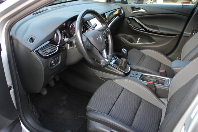 Opel ASTRA Sports Tourer 12i "Elegance" Navi - Cruise - PDC !!! 130 Pk