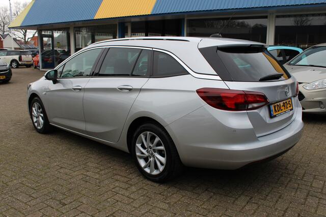 Opel ASTRA Sports Tourer 12i "Elegance" Navi - Cruise - PDC !!! 130 Pk