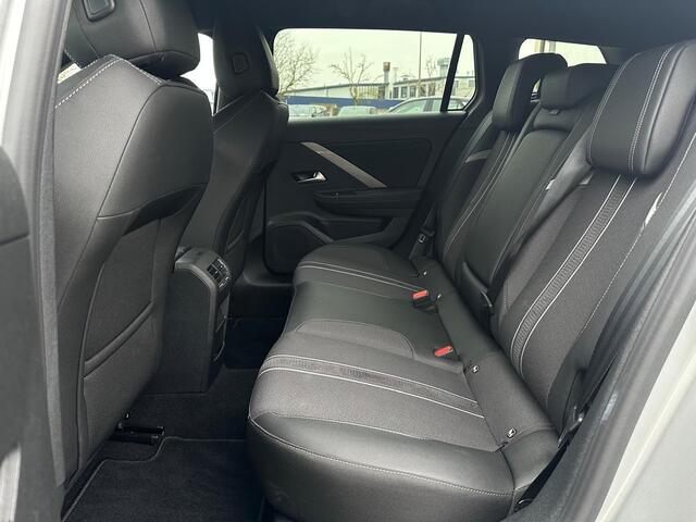 Opel ASTRA Sports Tourer Turbo 130pk GS | 360 Parkeercamera | Adapt. Cruise control | Stoel- en stuurverwarming | Draadloze telefoonlader | Apple Carplay/Android Auto | Full LED | Keyless