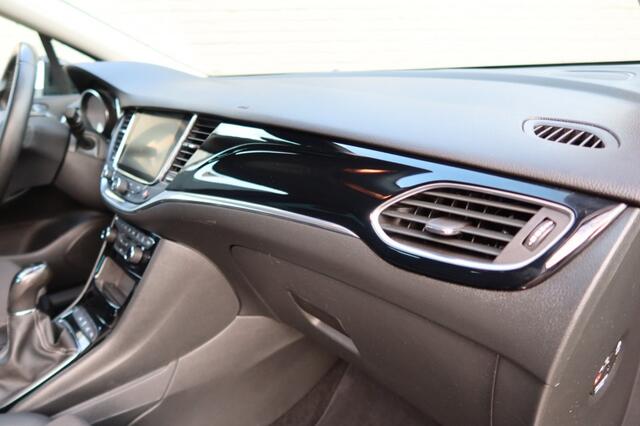 Opel ASTRA 1.4 T. INNOVATION, NAVI, CAMERA , APPLE CARPLAY , ENZ...