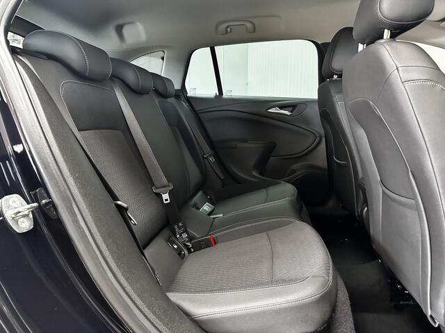 Opel ASTRA Sports Tourer 1.4 Innovation/ Matrix LED!/ Elek.Klep/ 16''LMV/ Grootlichtass./ Dodehoekdetc./ Camera/ Keyless/ DAB+/ Apple+Android/ CLima/ Navi/ Cruise/ Bluetooth/ Multi.LEDER.Stuur/ Elek.Pakket/ Isofix/ PDC V+A.