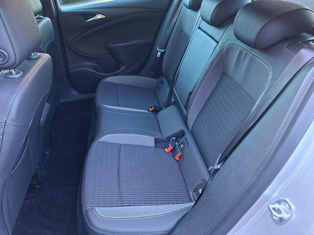 Opel ASTRA 1.2 Business Edition, cruise, trekhaak, carplay