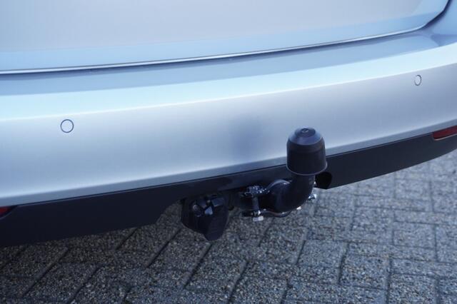 Opel ASTRA Sports Tourer 1.4 Turbo Online Edition / Navi / PDC / Trekhaak / Automaat