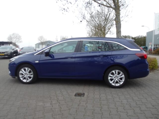 Opel ASTRA Sports Tourer 1.0 Business+