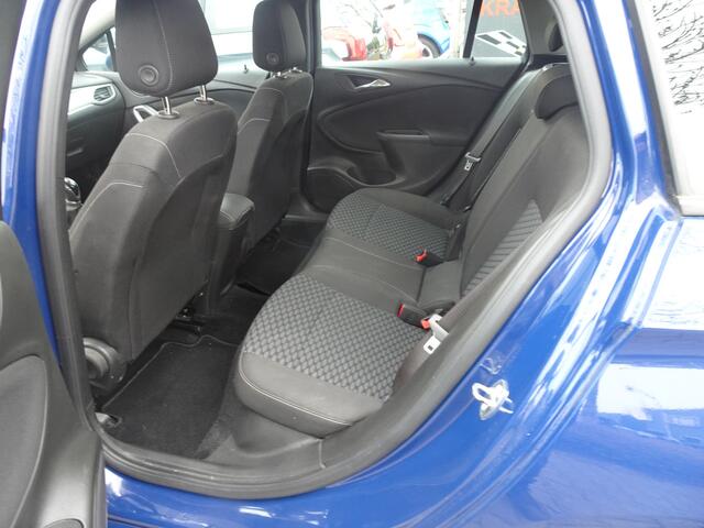 Opel ASTRA Sports Tourer 1.0 Business+