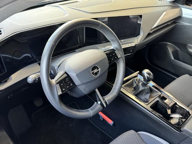 Opel ASTRA Sports Tourer 1.2 Level 2 Climate Control Navi Carplay