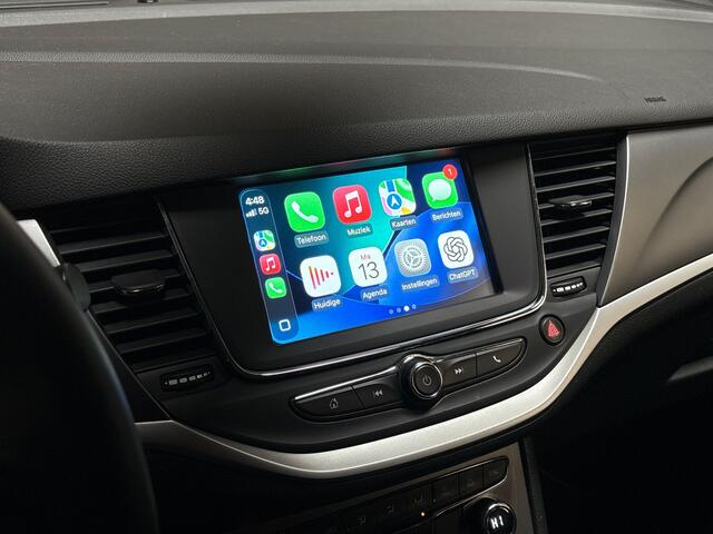 Opel ASTRA Sports Tourer 1.4 Sport 146Pk Automaat (APPLE CARPLAY, NAVIGATIE, CAMERA, CLIMATE, GETINT GLAS, SPORTSTOELEN, PARKEERSENSOREN, LM VELGEN, NIEUWE APK, NIEUWSTAAT)
