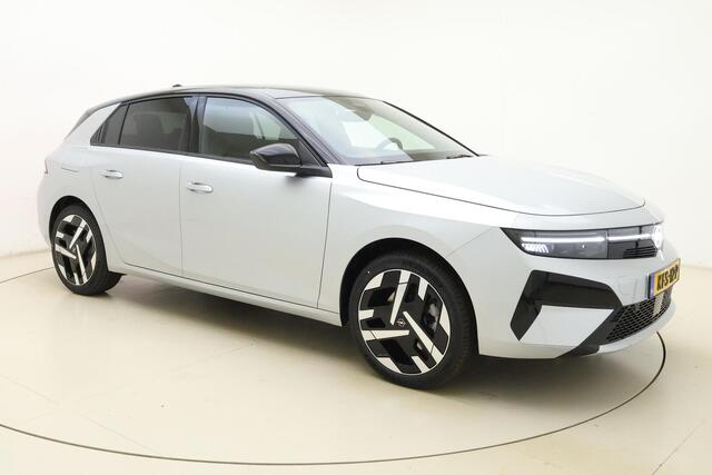 Opel ASTRA Electric 58 kWh Ultimate | Nieuw model! | LED matrix | Panoramadak | Camera's rondom | AGR stoelen | Stoelverwarming | Navigatie