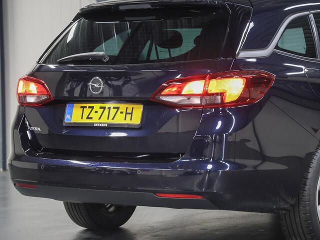 Opel ASTRA ST 105PK Online Edition | 1ste eigenaar | AppleCarplay/AndroidAuto | Climate | Parkeersensoren | Cruise Control | Bluetooth | Navigatie | Armsteun | Isofix | Privacy Glass |