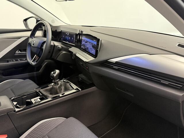 Opel ASTRA 1.2 Edition Navigatie Apple Carplay Android Auto Parkeersensoren Cruise Control Climate Control Lichtmetalen velgen