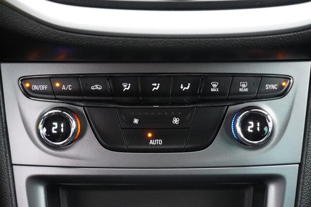 Opel ASTRA 1.4 Turbo 120 jaar Edition / 1e eig. / Trekhaak / Parkeersensoren / Navi/ Climate Control