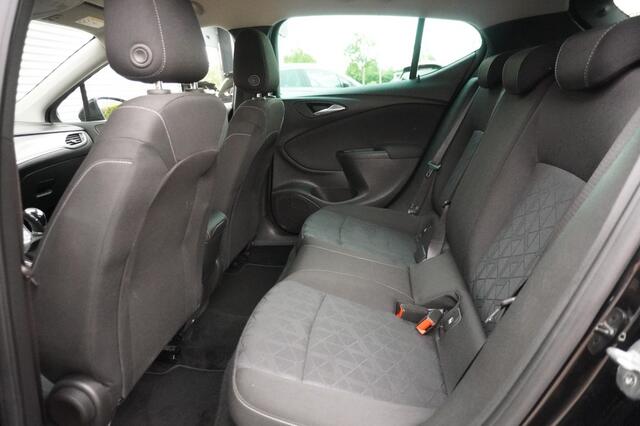 Opel ASTRA 1.4 Turbo 120 jaar Edition / 1e eig. / Trekhaak / Parkeersensoren / Navi/ Climate Control