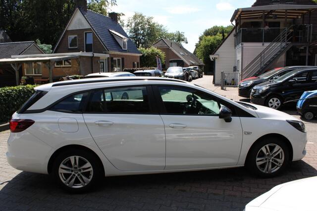 Opel ASTRA 1.4 EDITION Automaat Carplay Airco cruise