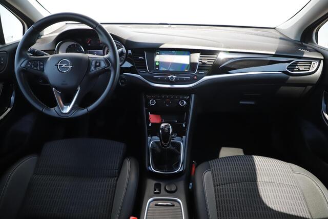 Opel ASTRA Sports Tourer 1.2 Business Elegance 110PK Sportstoelen Navigatie Achteruitrijcamera Clima Cruise Carplay Android PDC