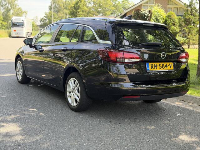 Opel ASTRA Sports Tourer 1.0 Online Edition