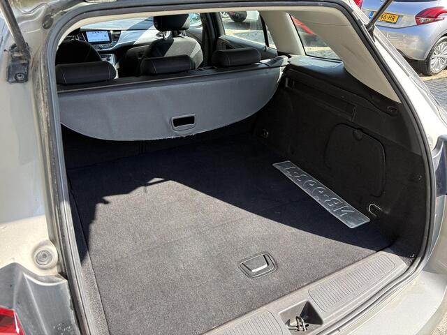 Opel ASTRA Sports Tourer 1.4T 150pk Edition | Trekhaak | Apple Carplay/Android Auto | Dealeronderhouden | Parkeersensoren v+a | Lichtmetalen velgen