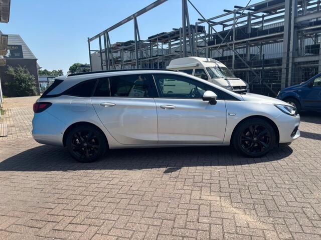Opel ASTRA 1.2 ULTIMATE