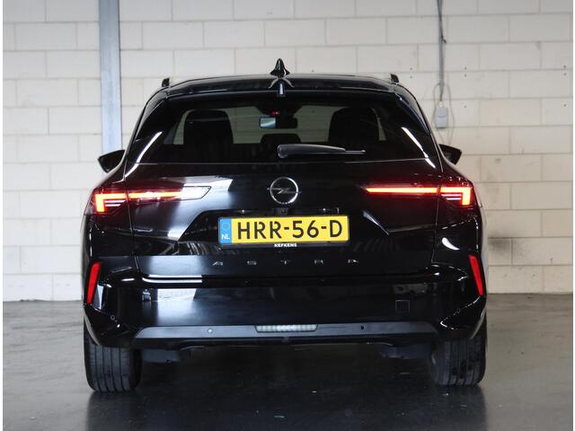 Opel ASTRA Sports Tourer 1.2 110PK Business Edition | 1ste eigenaar | Navigatie | Climate Control | Adaptieve Cruise Control | Achteruitrijcamera | Parkeersensoren | Stoel/Stuurverwarmd | Keyless | AppleCarplay/AndroidAuto | Isofix | Privacy Glass |