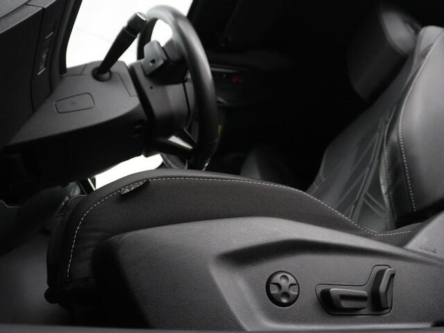 Opel ASTRA 1.6 Hybrid GS Line | SOH 93,3% | Head-Up | Leder | 360 Camera | Massage | Adaptive cruise | Stoelventilatie | 18'' velgen | Carplay | Navigatie | Full LED | Keyless | Climate control | PHEV | Plug In