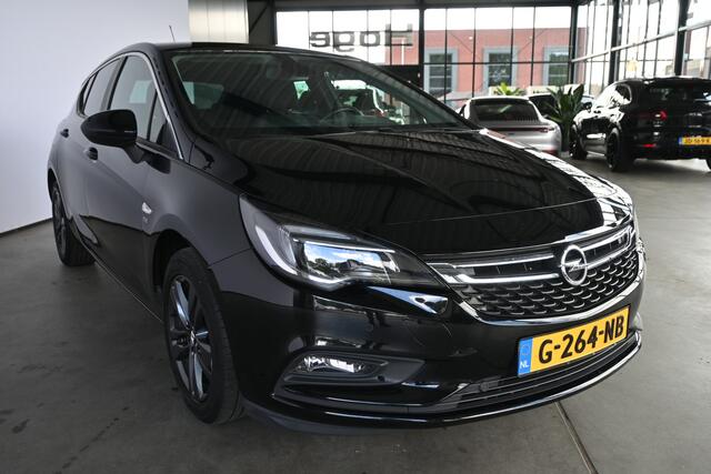 Opel ASTRA 1.0 Turbo 120 Jaar Edition Airco Navigatie Carplay Cruise Control Goed Onderhouden! Inruil Mogelijk!