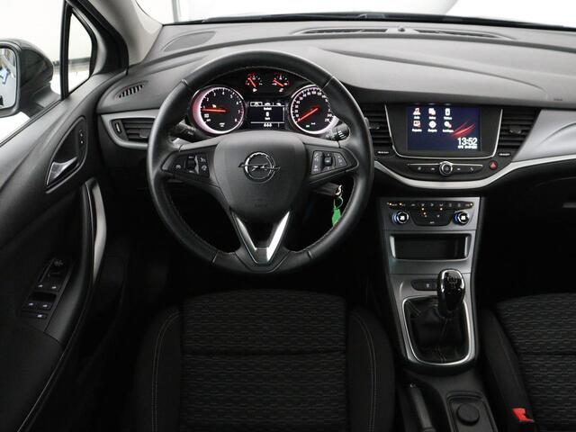 Opel ASTRA 1.0 Turbo 120 Jaar Edition Carplay | DAB radio | Bluetooth | Parkeerhulp | Navigatie | Cruise control | Climate control